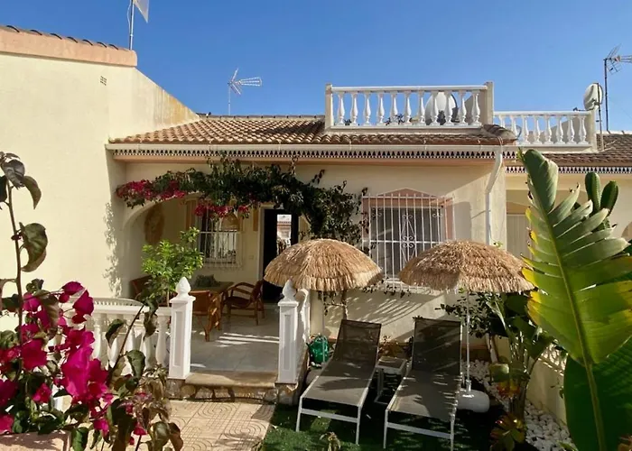 Сasa de vacaciones Casa La Pajarera *